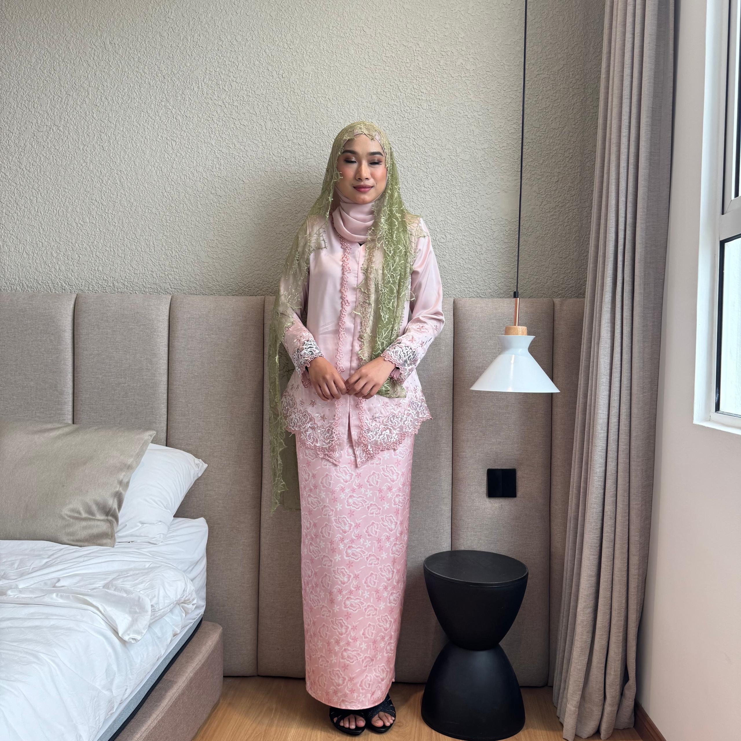 KEBAYA SRI DAHLIA - Image 3